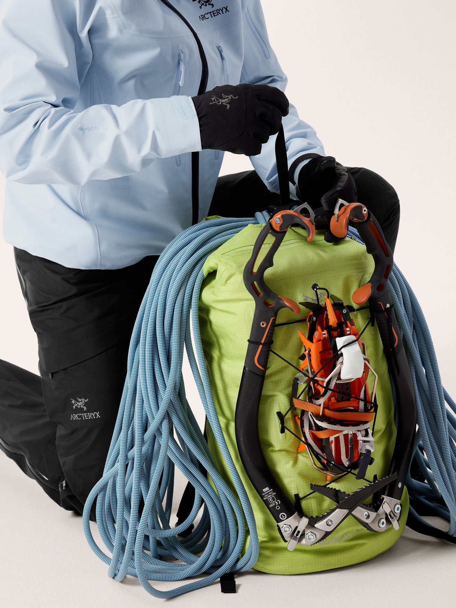 Alternative view of Alpha FL 30 Backpack