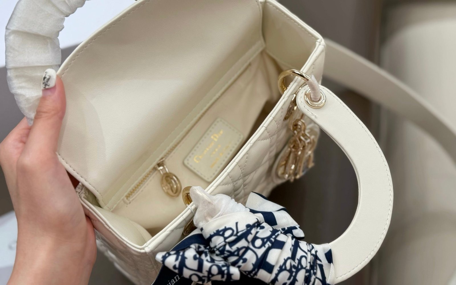 Serenityll™ 100120 Luxury Bag - 图片 4