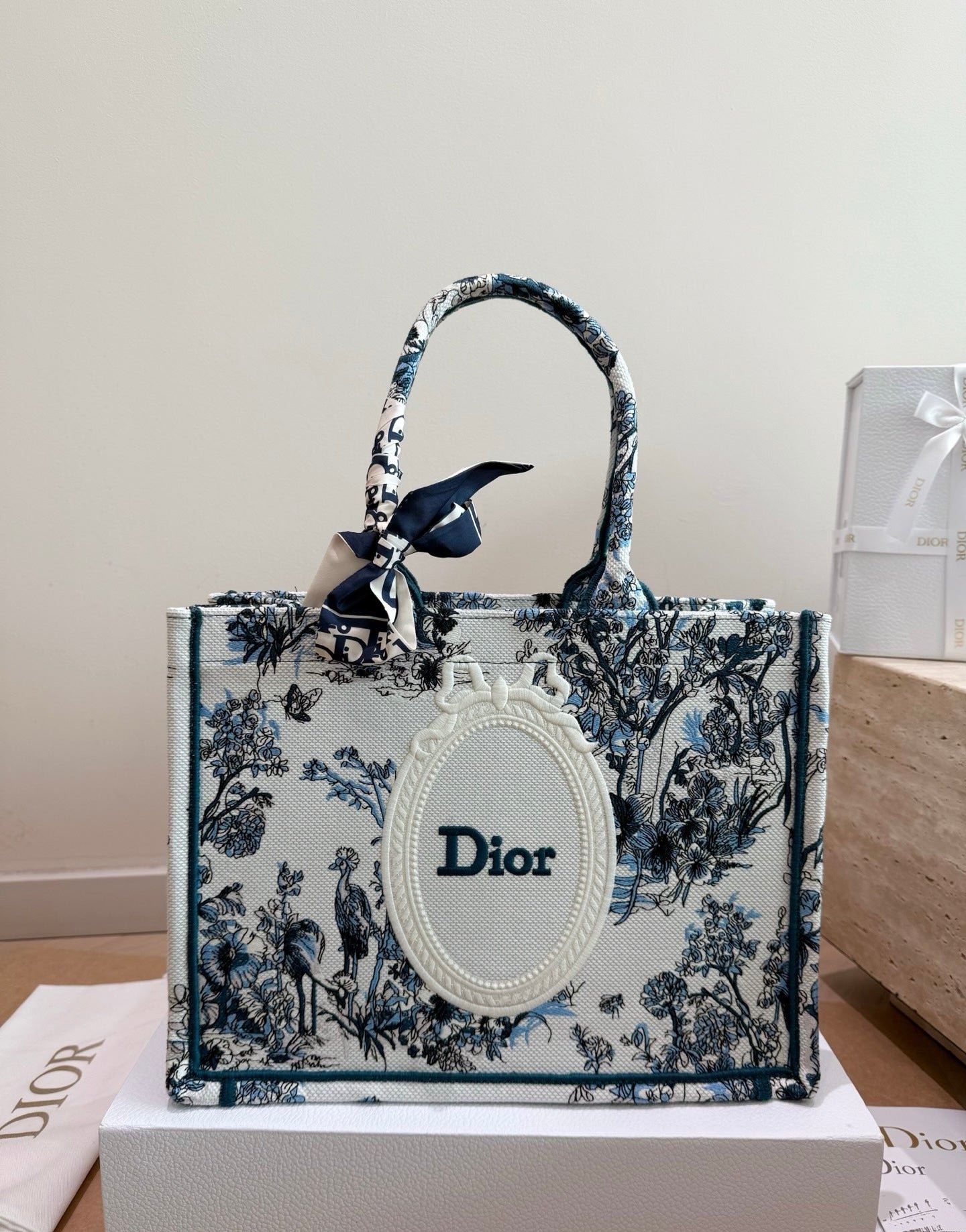 Serenityll™ 2001164 Luxury Bag