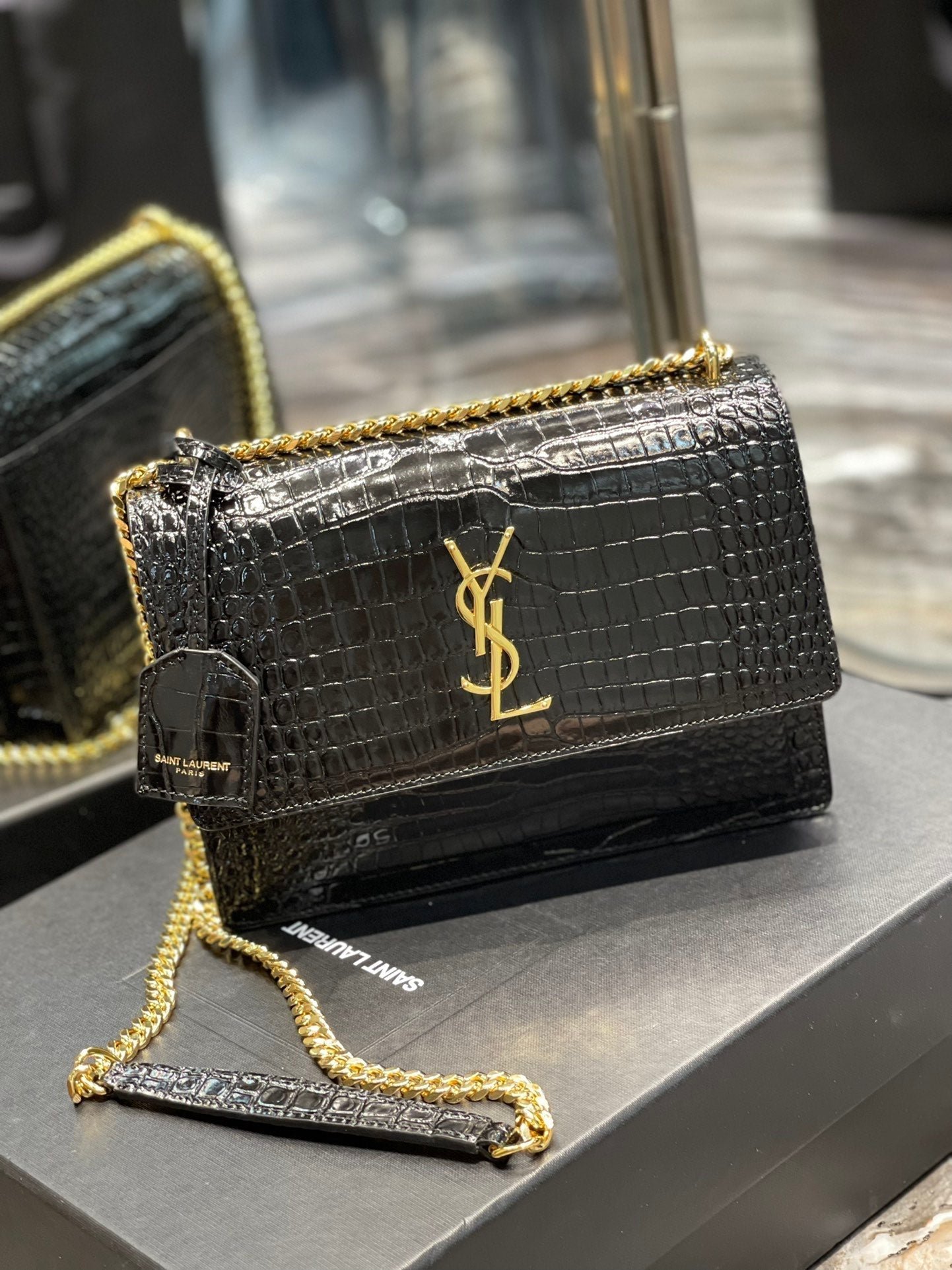 Alternative view of Serenityll™ 100194 Luxury Bag